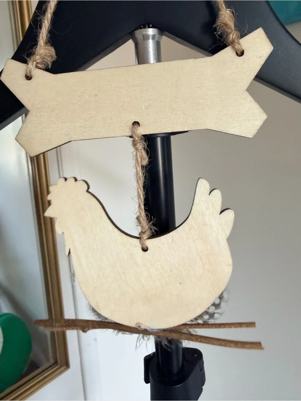 Rustic Farmhouse Chicken Welcome Sign Hanging Wall Decor